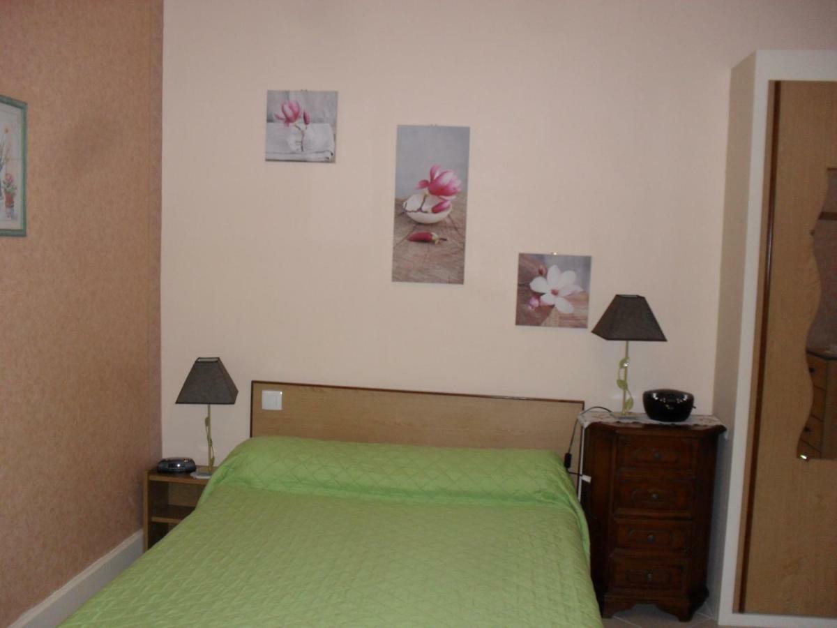 Apartamento Le Select Néris-les-Bains Exterior foto